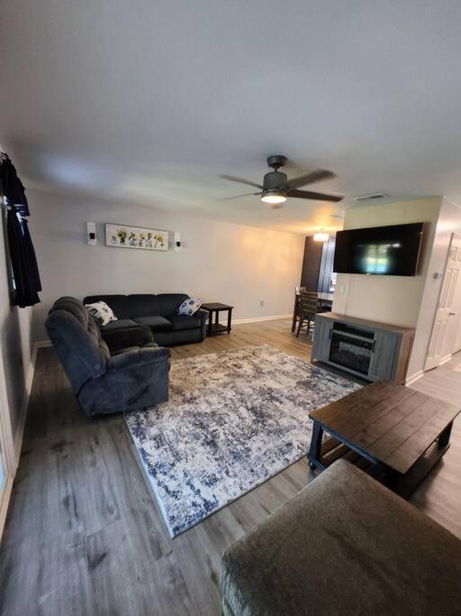 Townhouse Of Tranquility Apartment ลิตเติลริเวอร์ ภายนอก รูปภาพ