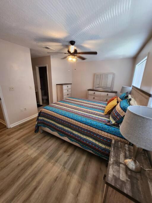 Townhouse Of Tranquility Apartment ลิตเติลริเวอร์ ภายนอก รูปภาพ